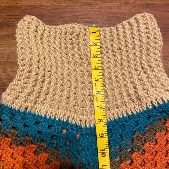 - Crochet Boho Poncho - Picture 5 of 8